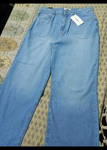 Wide-Leg Light Wash Jeans
