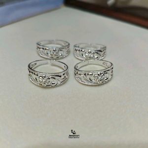 Pure Silver Elegant Toe Ring one pair