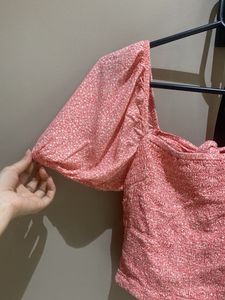 Floral Puff Sleeve Smocked Top