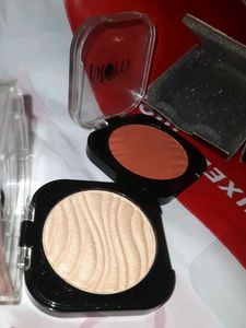 Blush highlighter duo
