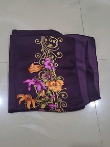Elegant Purple Floral Scaff