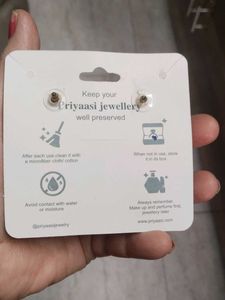 Priyaasi Golden Jhumka Earrings