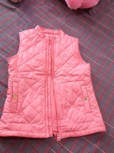 New Benetton 💗   quilted padded jacket for girls (Original United colours of benetton 💯)