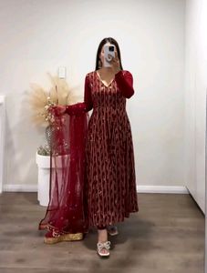 Party Wear Gown 🥳🥳