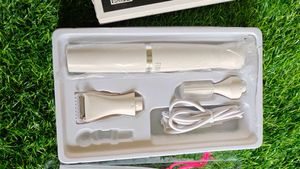 FURR 6-in-1 Rechargeable Multipurpose Trimmer