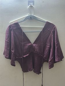 shane party crop top .