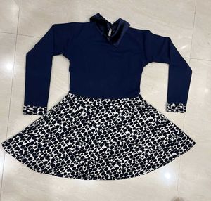 Chic Navy & White Skater Dress