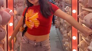 Red Floral Crop Top