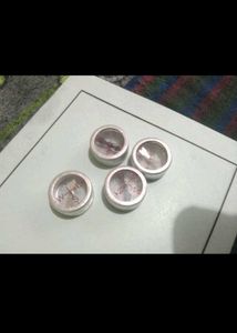 Set of 4 compass