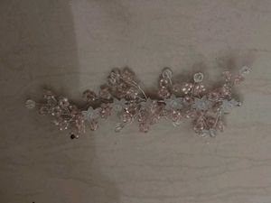 Elegant Pink Tiara Hair Clip 🩷 🤍