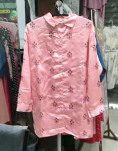 Elegant Pink Floral Top