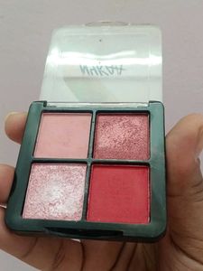 Nykaa Berry-Licious Eyeshadow Palette