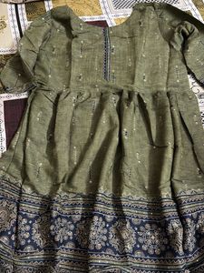 Elegant Olive Green Kurta with Embellishments