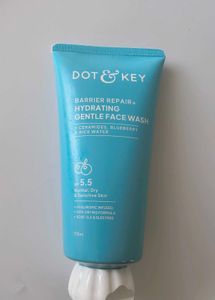 DOT & KEY Barrier Repair Face Wash