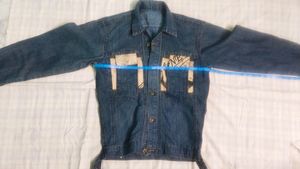 STUNNING UNISEX DENIM JACKET