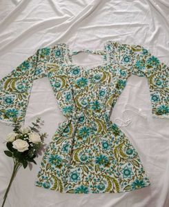 Floral Print kurti with lec pattern