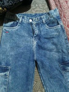 Women's cargo jeans