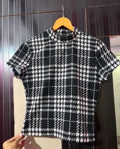 Chic Plaid Crop Top &amp; Skirt Set
