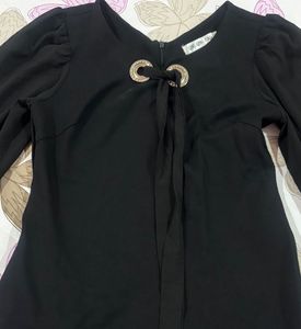 Chic Black Puff Sleeve Dress