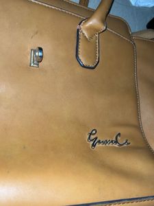 handbag in good condition