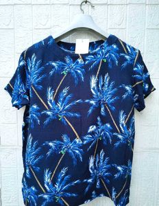 New with tag Navy Palm Tree Print T-Shirt