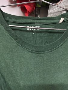 bottle green t shirt