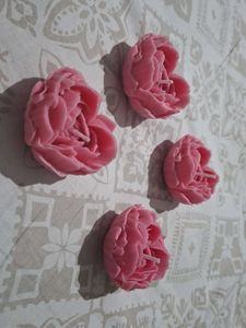 Heart Rose Candles (Set of 4) Gift Se
