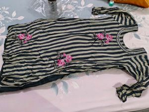 Striped Kurta with Floral Embroidery