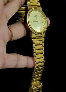 HMT QUARTZ Gold Plate WATCH⌚️👌