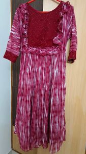 Feeding dress - L size but mostly M