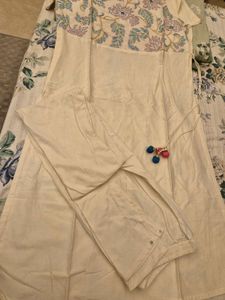 Off white silk Kurta with Floral Embroidery