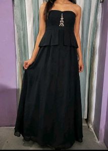 Elegant Black Strapless Gown