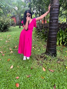 Vibrant Yellow V-Neck Midi Dress
