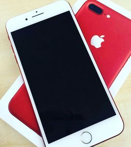 iPhone 7 Plus (PRODUCT) RED