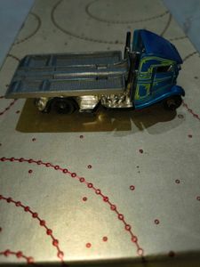 Kinder Joy Set of 5 Toy Cars