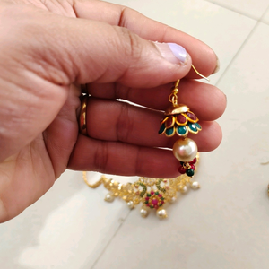 Temple jewellery necklace set