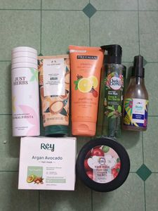 skincare kit + freebies