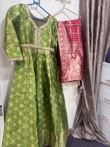 Green banarsi anarkali Set with Dupatta