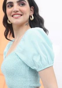 Chic Square Neck Puff Sleeve Crop Top