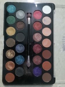 26 Colour Eye Shadow