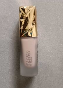 Lakme Be-Jewel Luminous Skin Tint