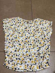 Cute Daisy Print Top
