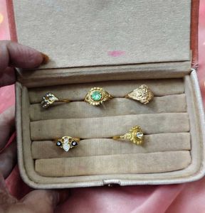 Set of 5 Vintage-Inspired Rings