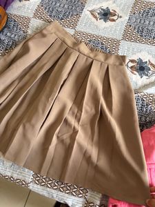 Cute Pleated Mini Skirt with short
