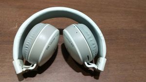 New JBL Headphone &amp; FREE (2 Boat earphones &amp; TypeC