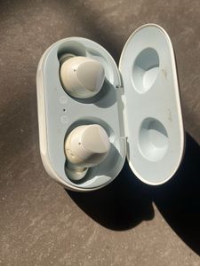 Samsung Wireless Earbuds Case