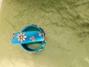 4 set of Silk Thread Bangles  💚💗💙