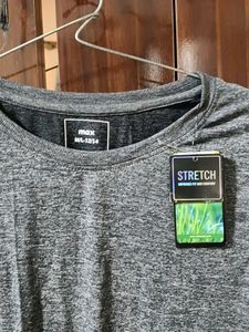 Max Active Wear Tshirt Women New With Tag