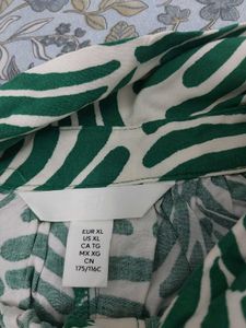 ​H&amp;M Green &amp; White Printed Viscose Shirt Dress