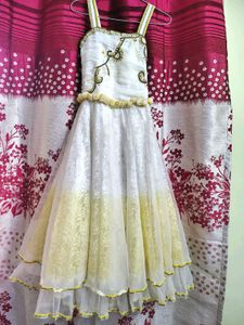 Princess Ball Gown 💛🤍